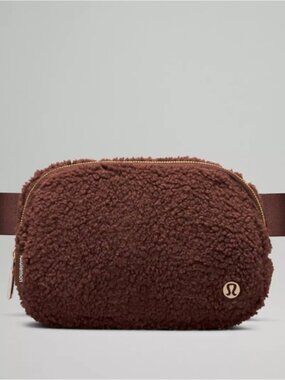 Lululemon Brown Sherpa Everywhere Belt Bag